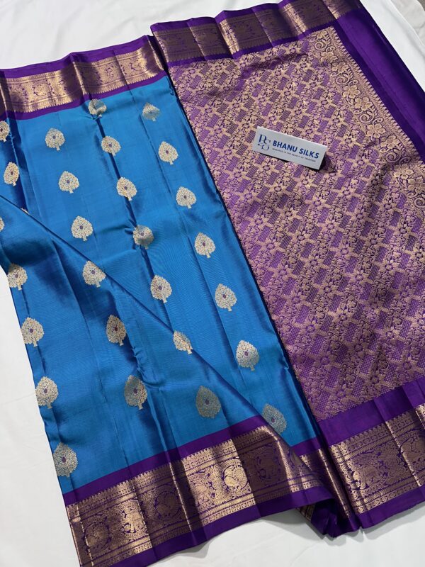 Kanchi pattu saree