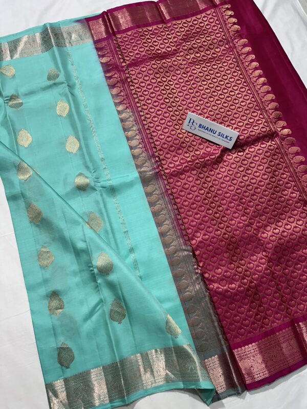 Kanchi pattu saree