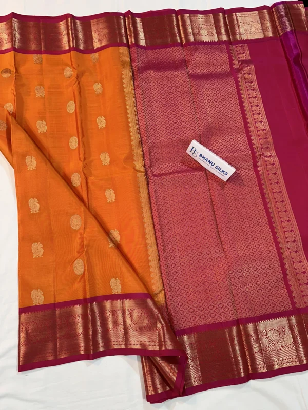 Kanchi Pattu Allover Buti Equal Border Saree